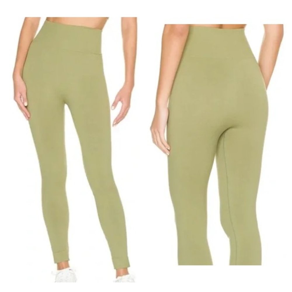 WeWoreWhat Sage Green Seamless Leggings Size M NWT